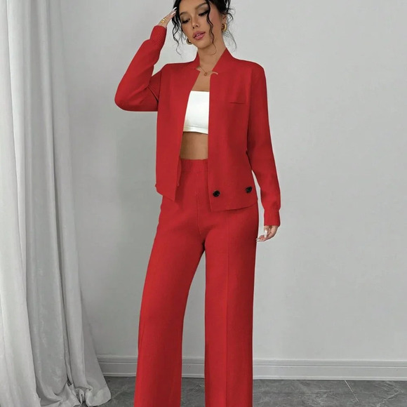 Red Elegant Women's Loose Suit Set - Picture 8 of 8